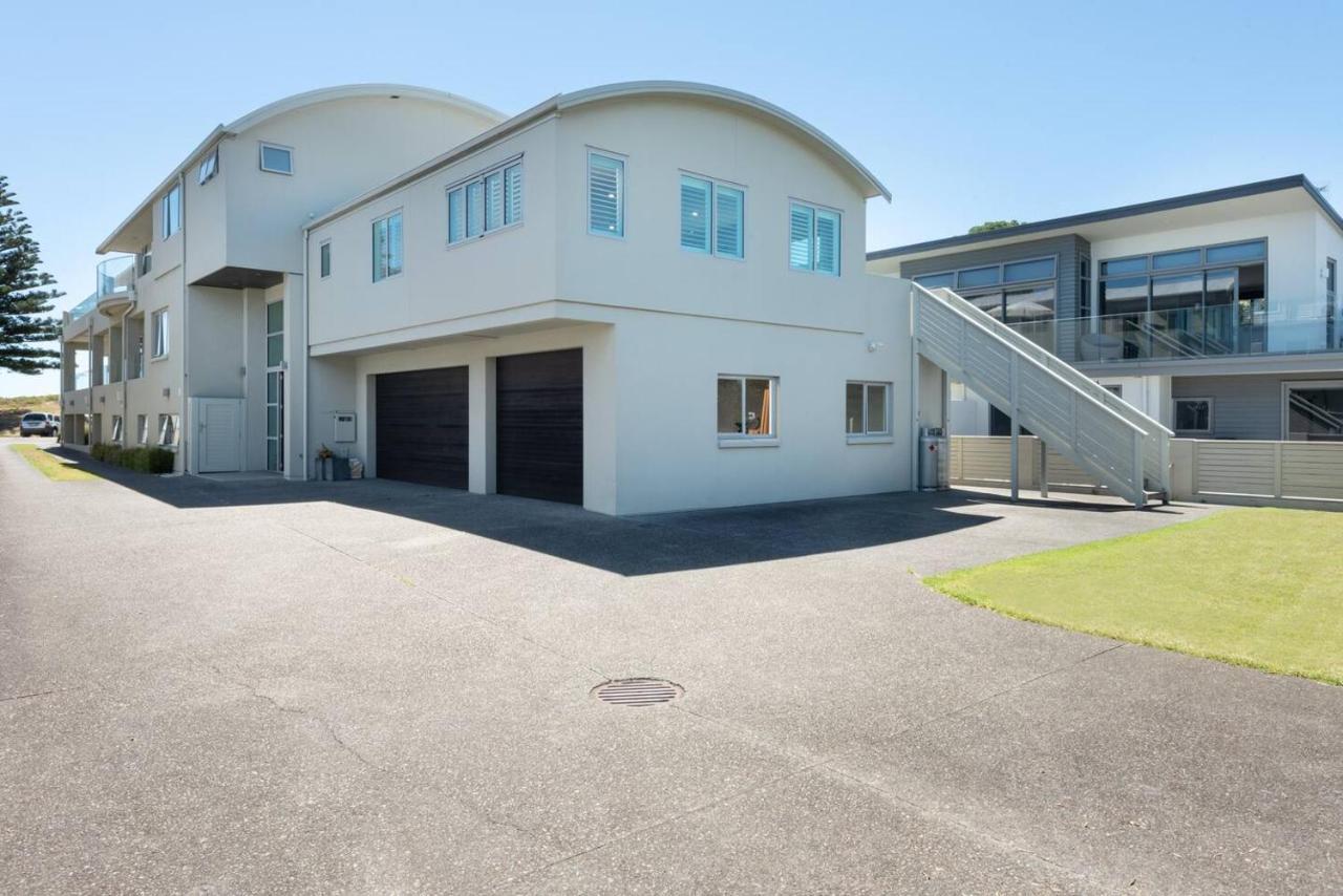 Modern Marine Parade Apartment Mount Maunganui Exterior photo